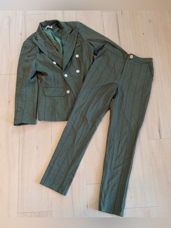 Lisueyne Pants - Lisueyne Green Stripe & Plaid Double-Breasted Pantsuit